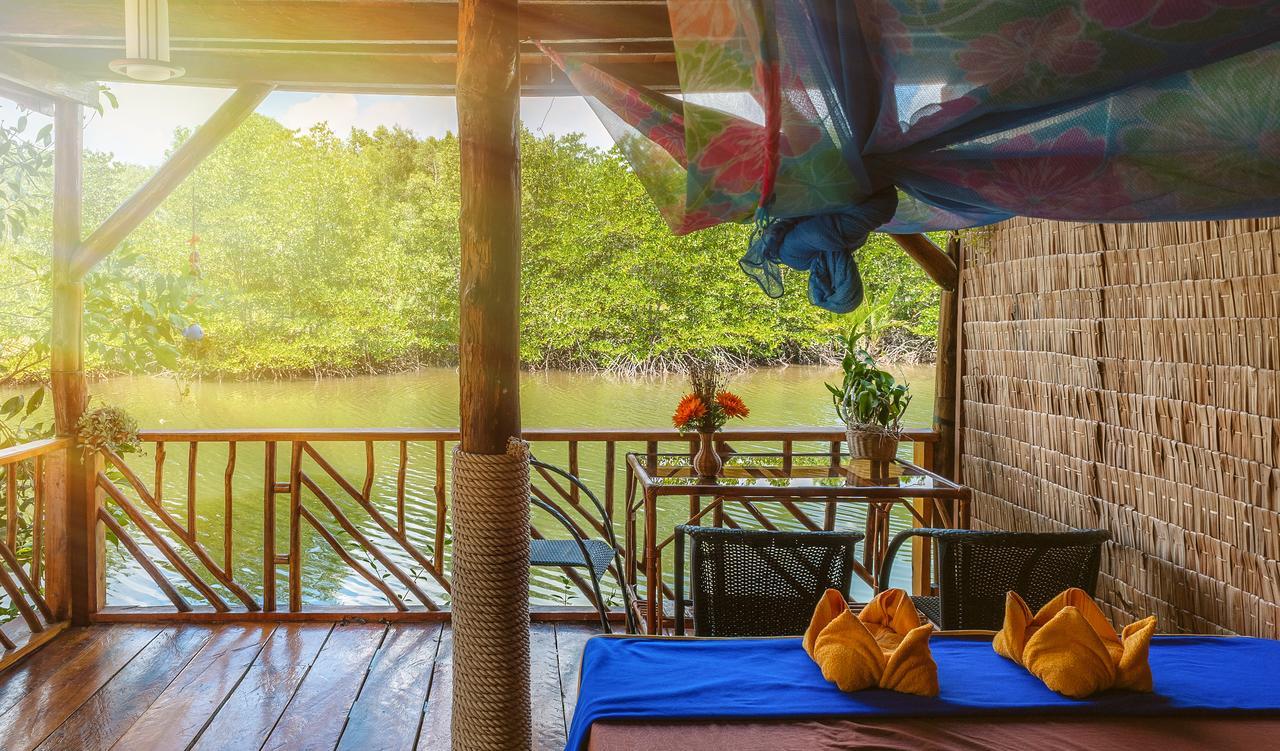 Mangroves & More @ Cambodia สีหนุวิลล์ ภายนอก รูปภาพ